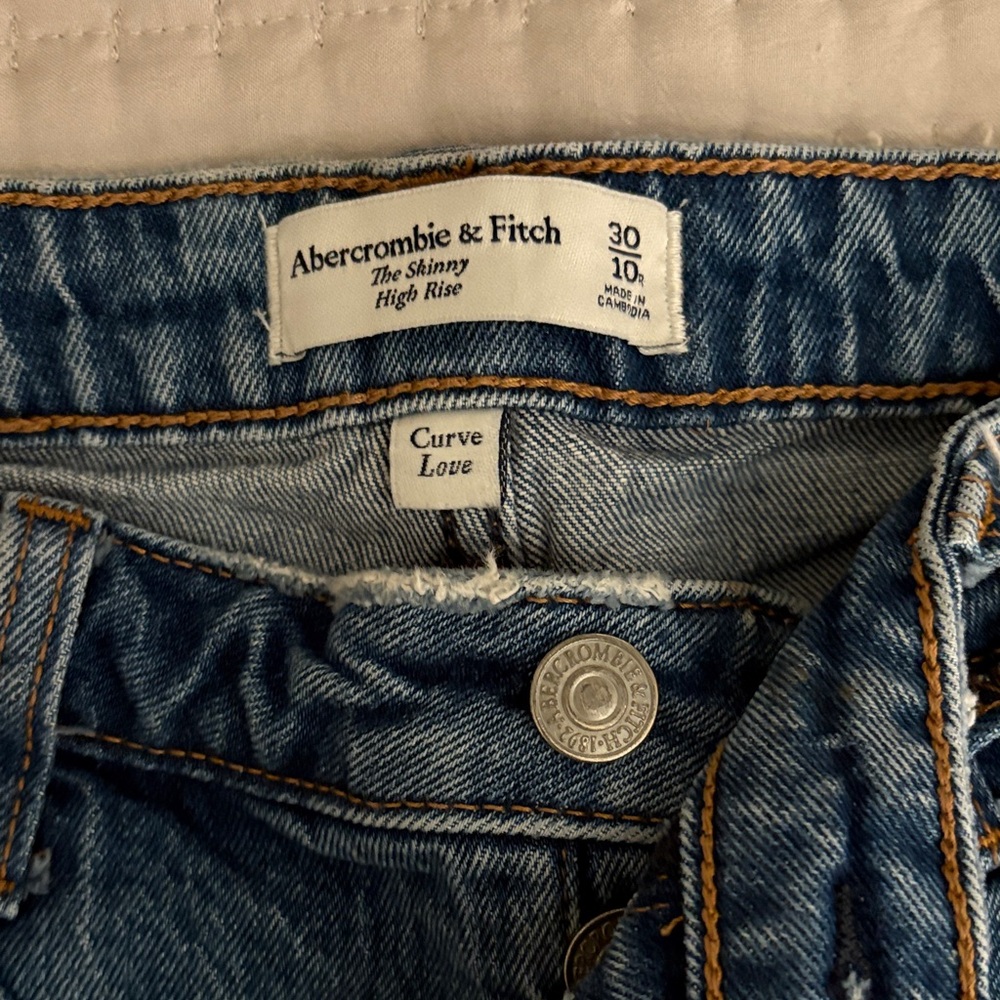 Abercrombie & Fitch Classic Blue High Rise Jeans